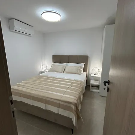 Lägenhet Rose New 2br With Garden Patio In Lapad Dubrovnik