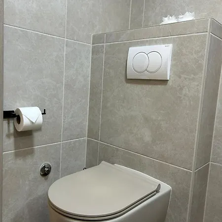 Lägenhet Rose New 2br With Garden Patio In Lapad *