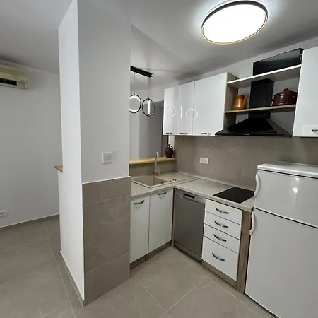 아파트 Rose New 2br With Garden Patio In Lapad 두브로브니크